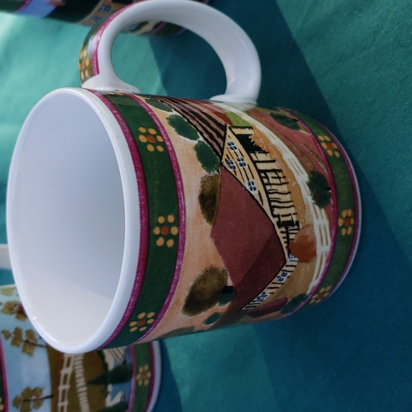 Set of 4 Mugs - Picture 4 of 6